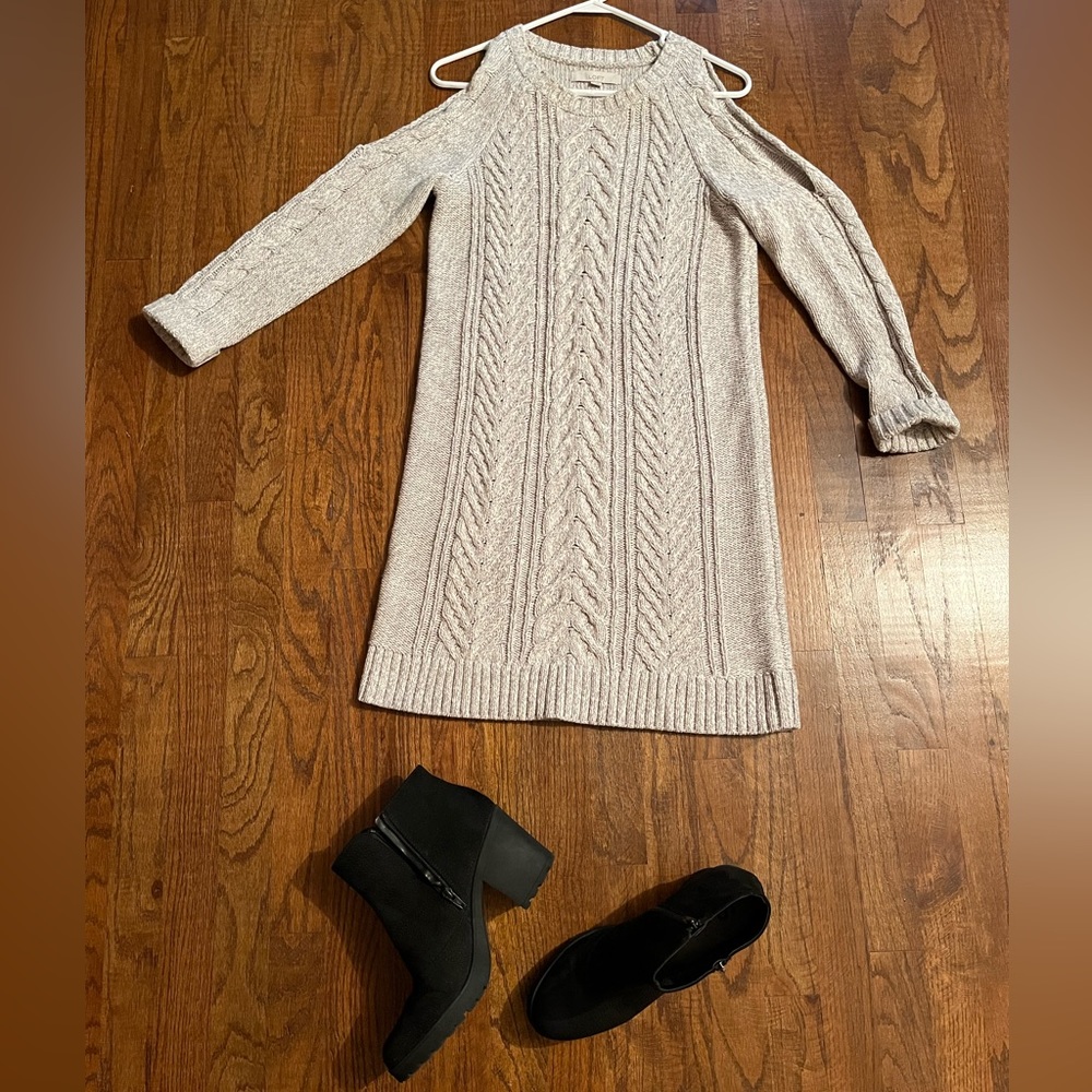 Complete Outfit! Loft Sweater Dress and Heeled Boots